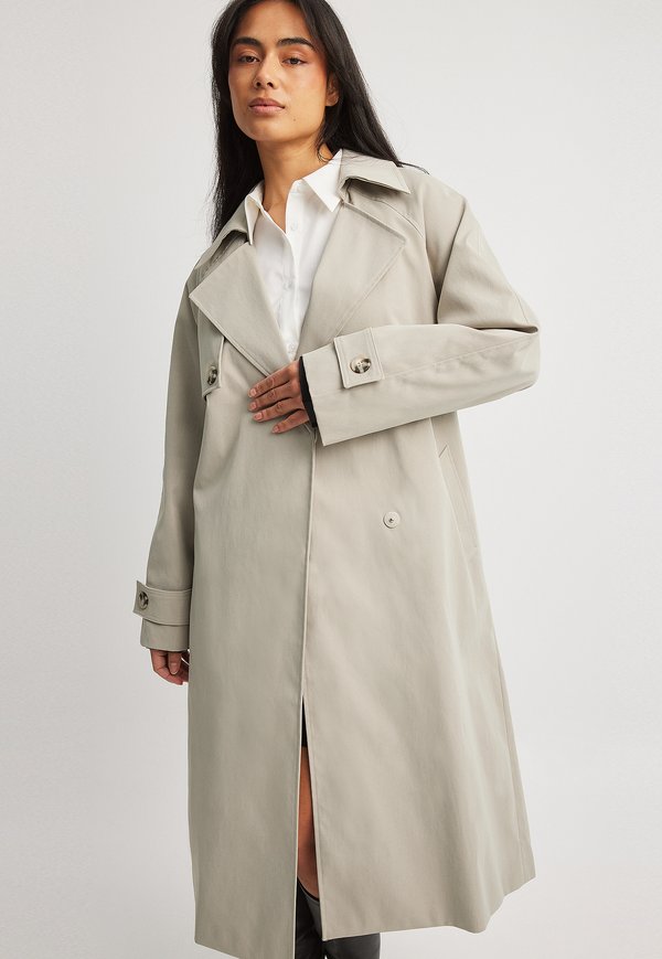 Trenchcoat - light beige