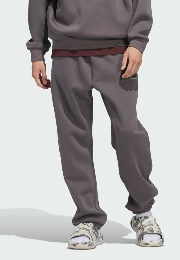 BASKETBALL FLEECE LOOSE - Jogginghose