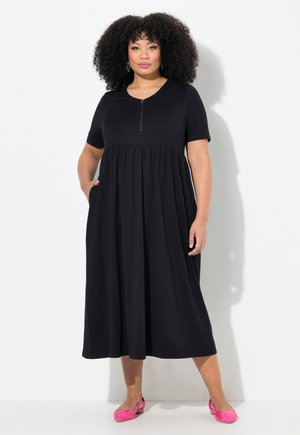 ZIP FRONT SHORT SLEEVE SWING EMPIRE - Gebreide jurk - black