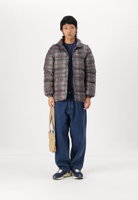 Helly Hansen YU MODULAR PUFFER JACKET UNISEX - Veste d'hiver - concrete