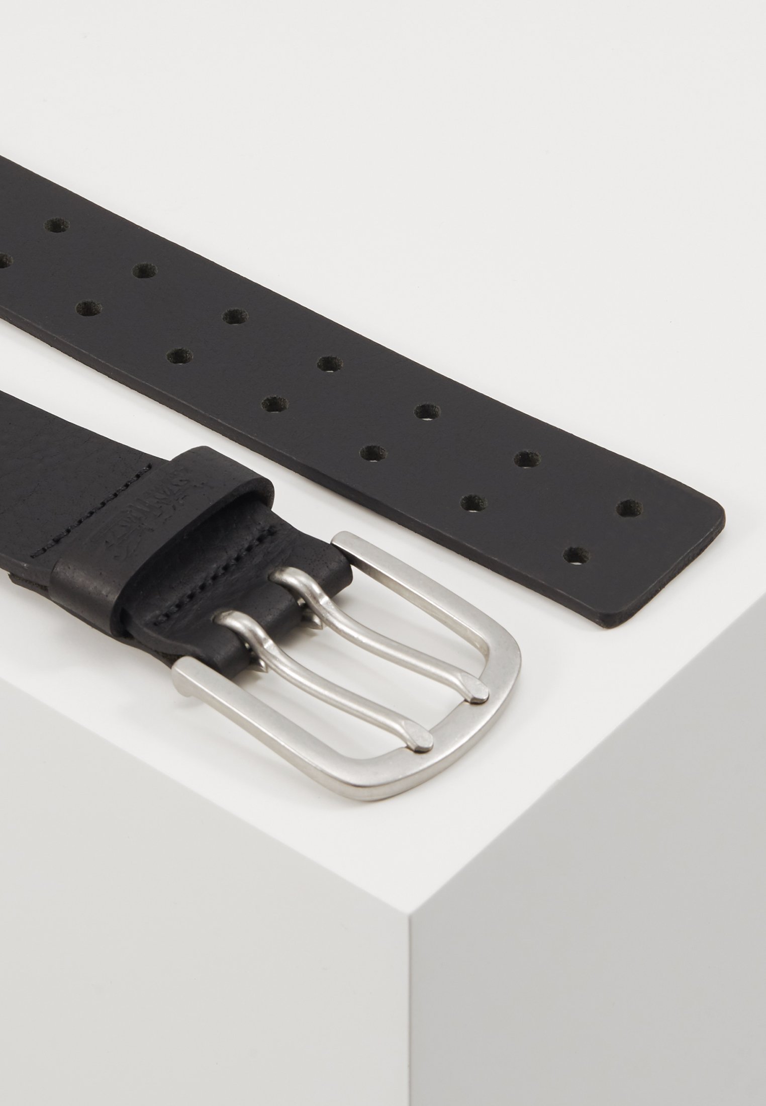 levi's double prong belt