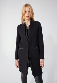 IKKS WITH DOUBLE COLLARS - Kurzmantel - black
