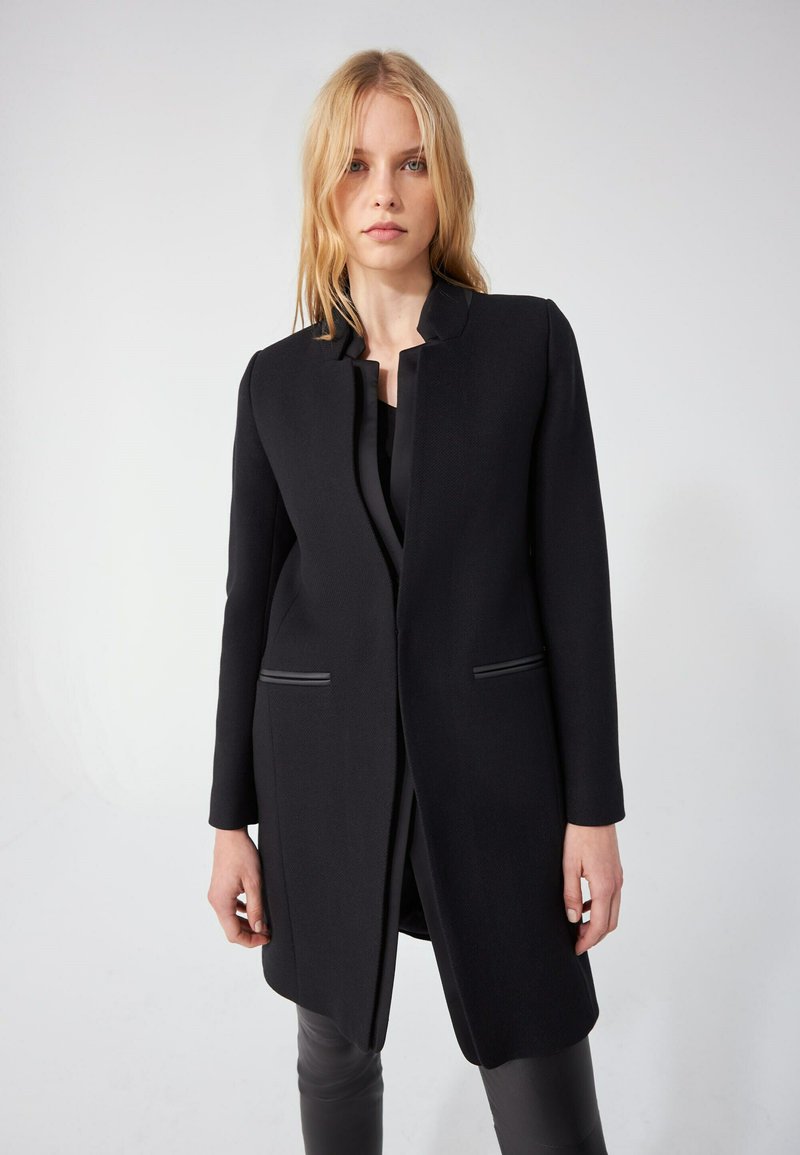 IKKS WITH DOUBLE COLLARS - Kurzmantel - black