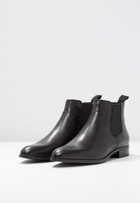 Vagabond Botines bajos - black