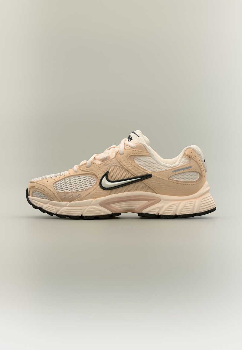V5 RNR chalk/ chalk shimmer/ vachetta tan/beige