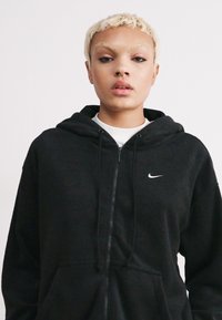 Nike Sportswear Zip-up sweatshirt - black sail