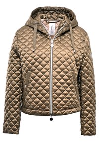 Vatteret pufferjakke i en metallisk bronze farve, der har en hætte, lynlåslukning og sidelommer med matchende snore og accenter.