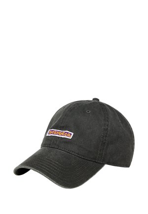 Casquette de baseball en coton noir avec visière courbée, présentant un patch logo brodé violet et jaune à l'avant.