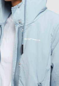 khujo Parka - light blue