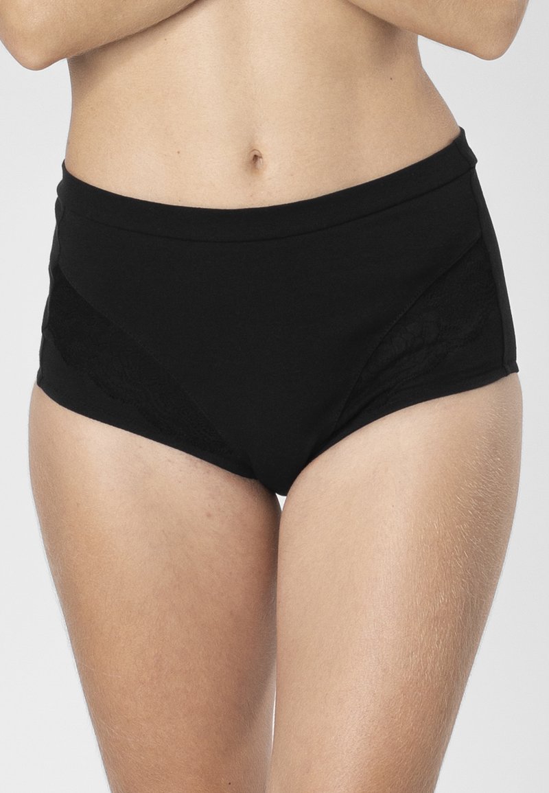 Culottes noires taille haute en tissu lisse, avec des panneaux latéraux en dentelle pour plus de détail et une ceinture élastique confortable.