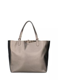 Una grande borsa tote in bronzo metallico con manici lunghi e un piccolo sacchetto con motivo parzialmente visibile all'interno.