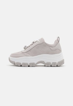 Baskets basses - grey