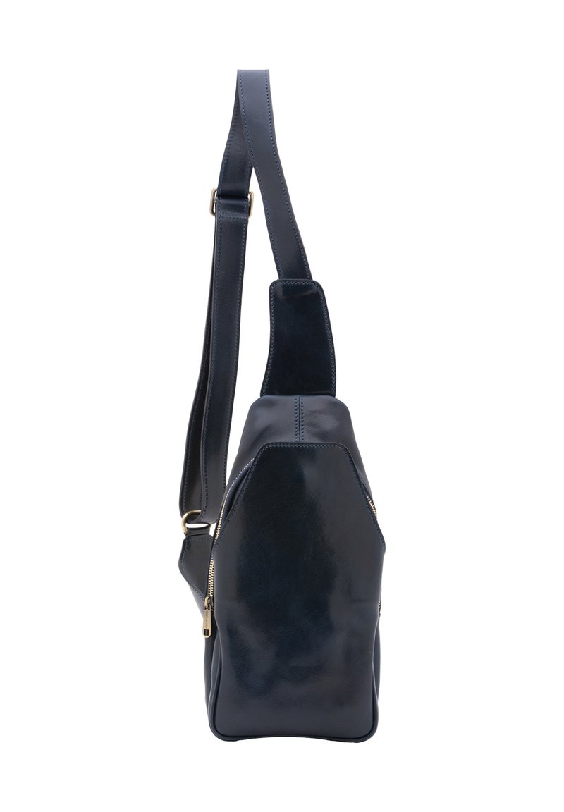 Borsa in pelle blu navy con un design elegante e strutturato. Presenta una lunga tracolla regolabile e un compartimento con zip per la conservazione.