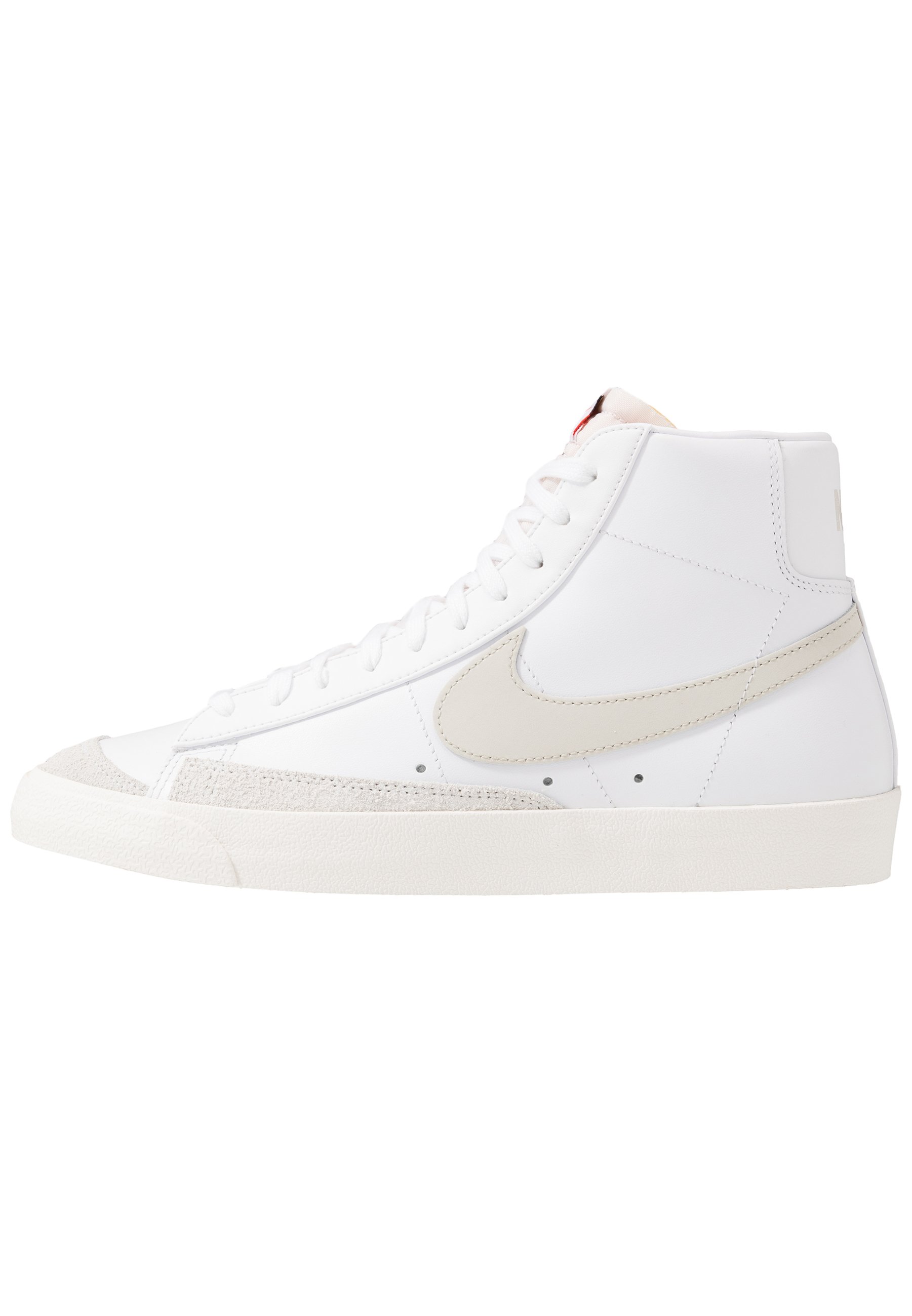 Tenis Nike Blazer Mid 77 Vintage Light Bone | ubicaciondepersonas.cdmx ...