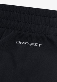 Nike Sportswear LIFESTYLE ESSENTIALS CREW UNISEX SET - Survêtement - black