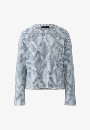 Hellblauer gemusterter Pullover mit rundem Halsausschnitt, langen Ärmeln und einem strukturierten Design mit vertikalen Streifen und Rautenmuster.