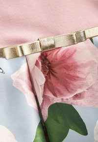 Baker by Ted Baker LONG SLEEVE FLORAL  - Päevakleit - pink