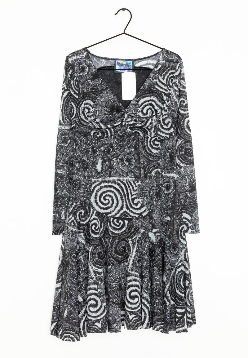 Vestido negro de manga larga con un patrón floral y espiral, escote de estilo envolvente y falda acampanada de tejido texturizado.