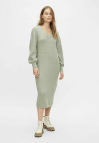 Object OBJMALENA L/S NOOS - Stickad klänning - seagrass
