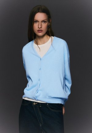 Cardigan - light blue