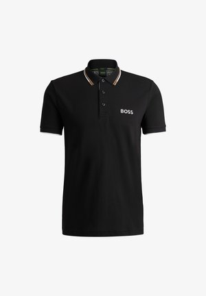 Camisa polo negra de algodón con un diseño ajustado. Presenta una tapeta de tres botones, un cuello en contraste y un logotipo bordado en el pecho.