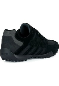 Geox U SNAKE K LOW   - Sneakers basse - black anthracite