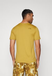 The North Face SHORT SLEEVES TEE - Sporta krekli - amber green