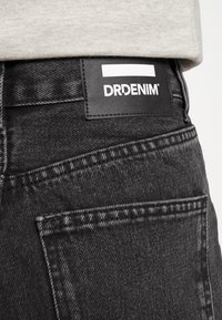 Dr.Denim Petite ECHO - Calças de ganga de corte relaxado - retro black