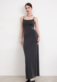 Calvin Klein Jeans - LONG DRESS - Vestito di maglina - black Immagine in miniatura 1