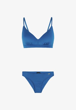 Modrá žebrovaná dvoudílná plavková souprava s nastavitelnými ramínky a štítkem s logem na přední straně kalhotek.