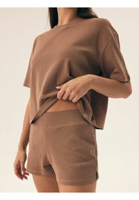 Henderson NILSA SET jasny brąz