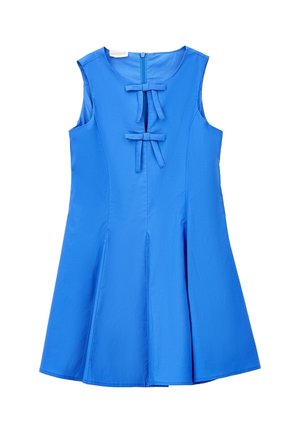 Ärmelloses, leuchtend blaues Kleid mit rundem Ausschnitt, vorderen Schlüsselloch-Ausschnitten und zwei kleinen dekorativen Schleifen auf der Brust.