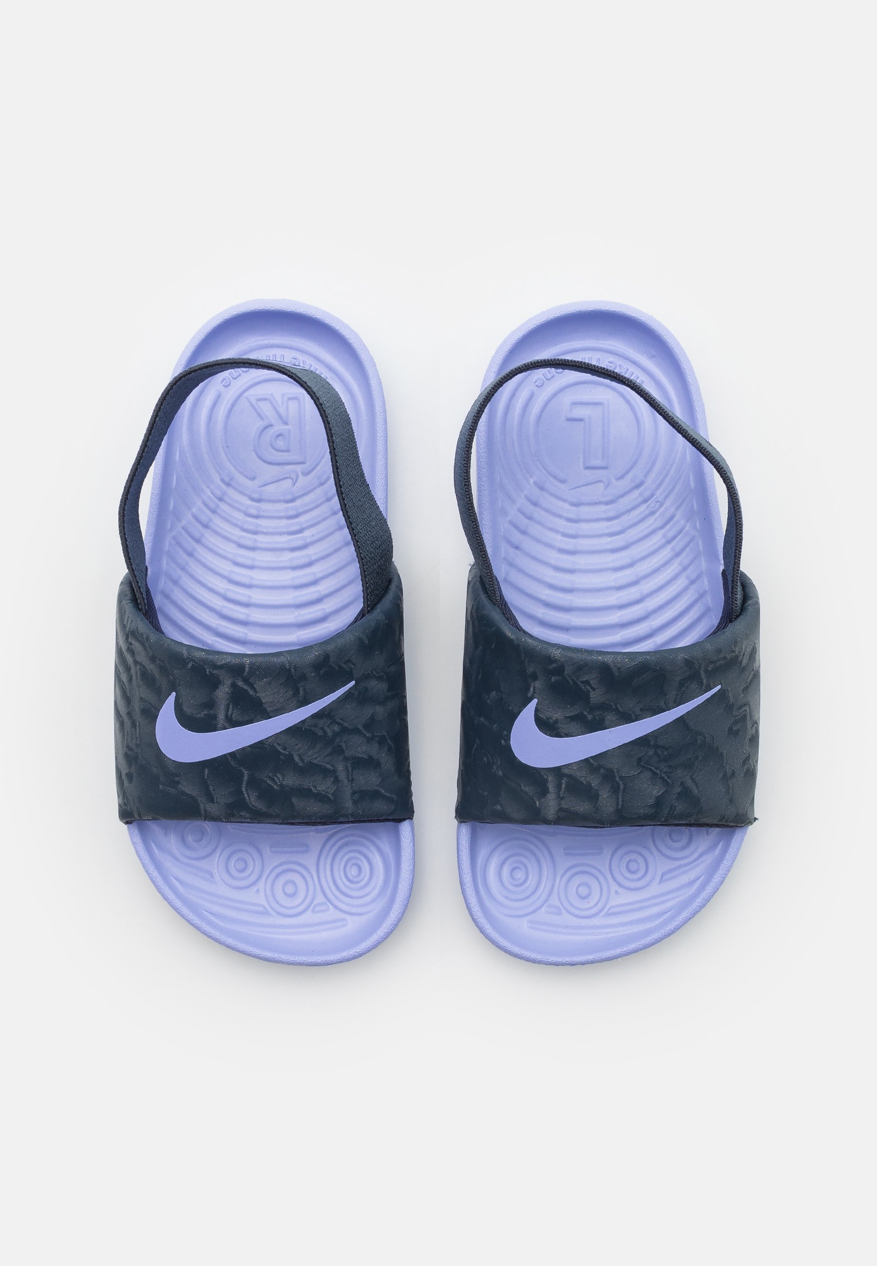 nike walking sandals