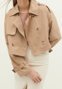 Stradivarius Giacca leggera - stone