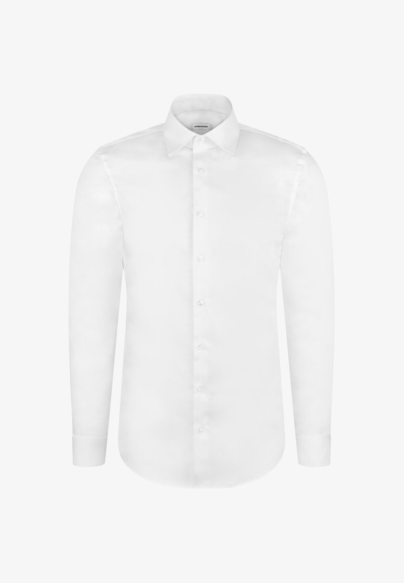 Chemise blanche à manches longues avec boutons et col classique, présentée sur un fond uni.