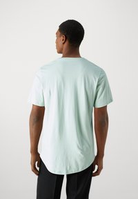Jack & Jones JPRBLABRODY TEE 7 PACK - Navadna majica - mottled dark yellow/off-white/blue-grey