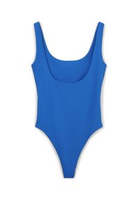 Costume da bagno intero blu con scollatura a girocollo e spalline larghe. Tessuto liscio e design aderente con gambe alte.