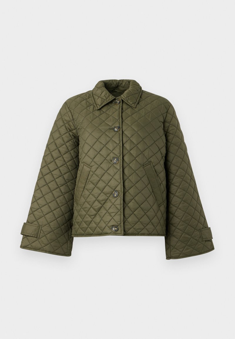 Veste matelassée olive avec un col, de grands boutons et des manches cloche. Comprend des coutures diagonales et des poches latérales.