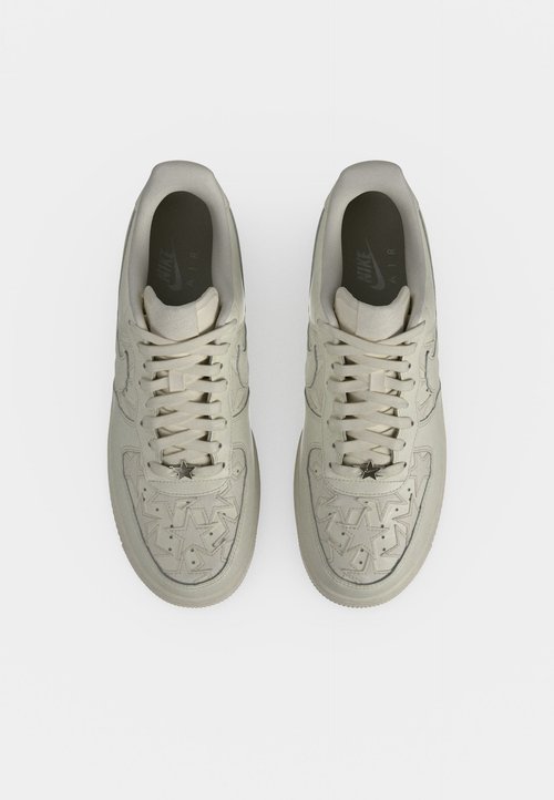 Nike AIR FORCE 1 UNISEX - Zapatillas - sail/sail metallic silver — foto 5