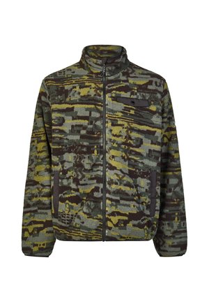 Grüne und braune Camouflage-Fleecejacke mit durchgehendem Frontreißverschluss, hohem Kragen, zwei Seitentaschen und einer knopfverschlossenen Brusttasche.