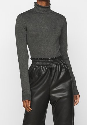 Sweter