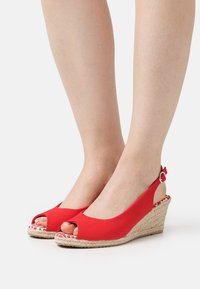 Anna Field Kilesandaler - red