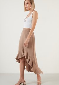 LELA REGULAR FIT - Trapecinis sijonas - mink