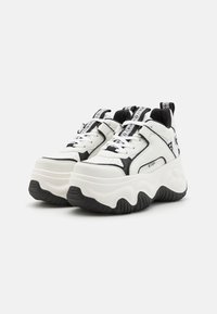 Buffalo BLADER MATCHA czarny