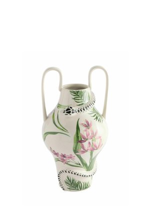 Hvid keramisk vase med to høje håndtag, dekoreret med grønne blade, lyserøde blomster og et sort-hvidt slangedesign.