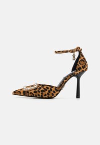 ACCESSION-L - Visoke pete - leopard