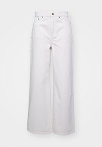 Πλατύ πόδι λευκά τζιν φτιαγμένα από ανθεκτικό τζιν, με ψηλή μέση, σχέδιο πέντε τσεπών και κλείσιμο με μεταλλικό κουμπί. Λείος υφασμάτινος χαρακτήρας.