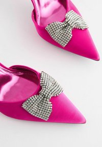 Next FOREVER COMFORT BOW POINT TOE HEELS  - Klasszikus sarkú cipők - pink