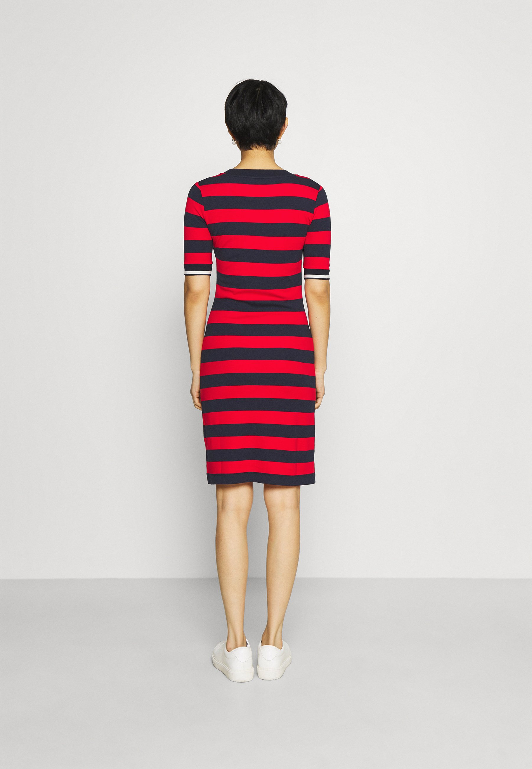 Damen BAR STRIPED DRESS - Jerseykleid Damen BAR STRIPED DRESS - Jerseykleid