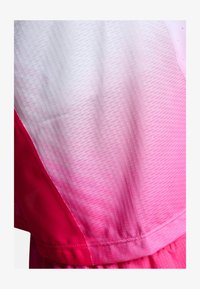 Nevybrané, fuchsia grad-white reflective